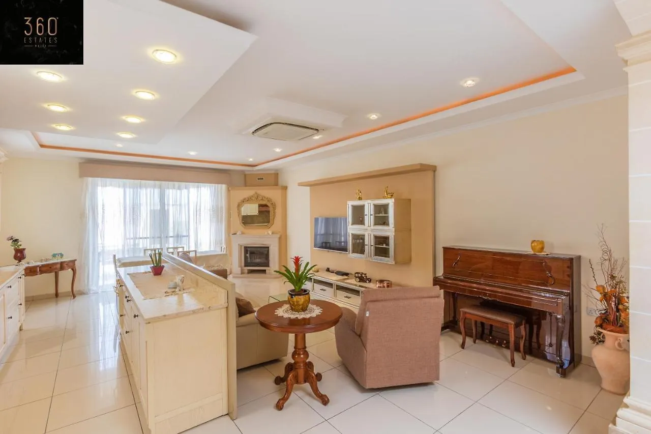 Lux Villa With Amazing Bbq, Pool Area & Wifi By 360 Estates Is-Swieqi Malta