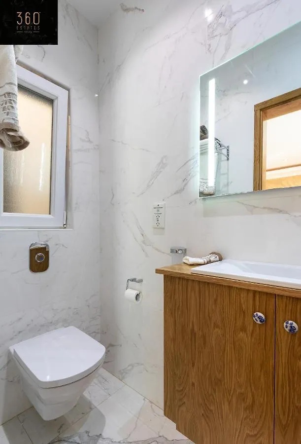 Lux Villa With Amazing Bbq, Pool Area & Wifi By 360 Estates Is-Swieqi 0*,  Malta
