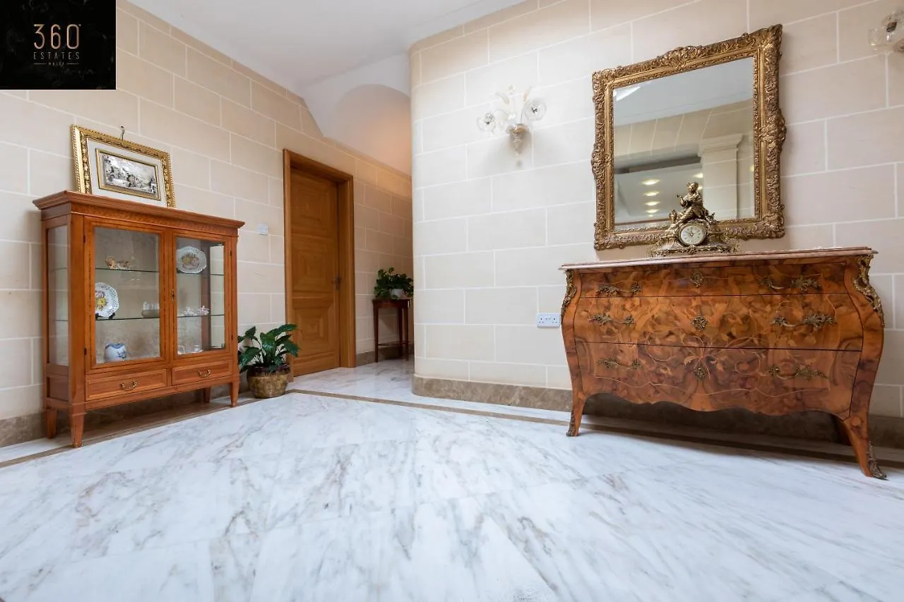 Lux Villa With Amazing Bbq, Pool Area & Wifi By 360 Estates Is-Swieqi Malta