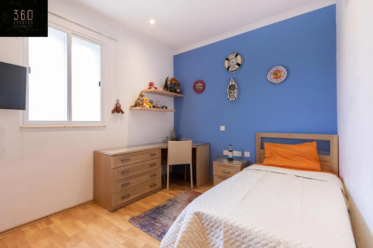 Lux Villa With Amazing Bbq, Pool Area & Wifi By 360 Estates Is-Swieqi Apartment